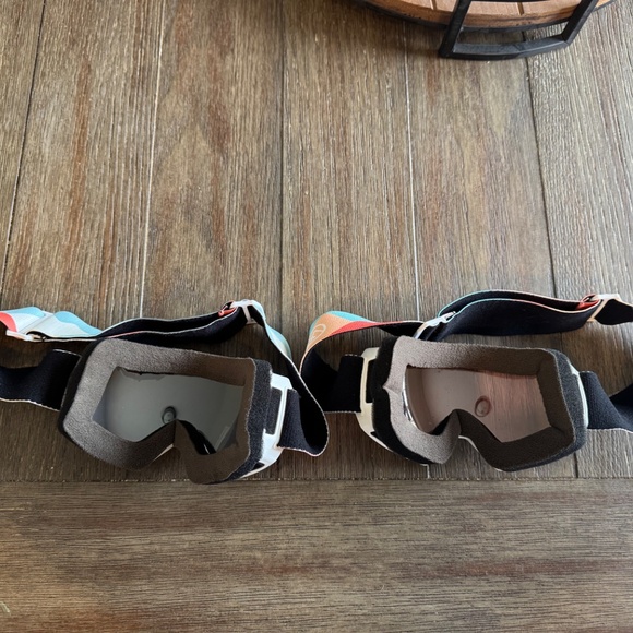 Outdoor Master Kids Ski Goggles – 2 Pairs – Youth Snowboard Goggles - Picture 2 of 4